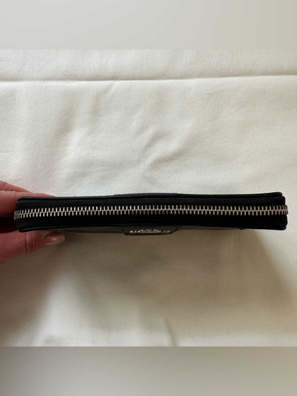 Coach Signature Canvas Black Accordion Zip-Around Wallet - Picture 3 of 7